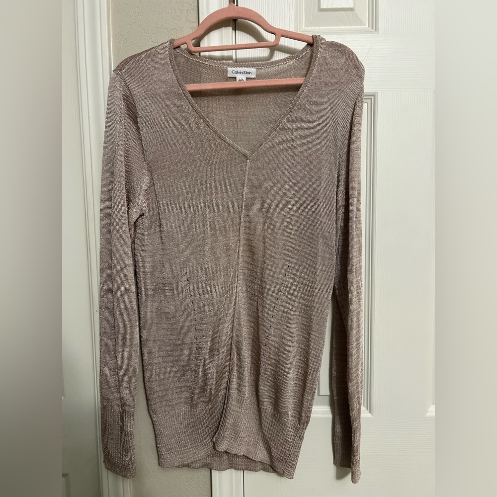 4/$15 Large Calvin Klein Rose Gold Long Sleeve Sweater Blouse